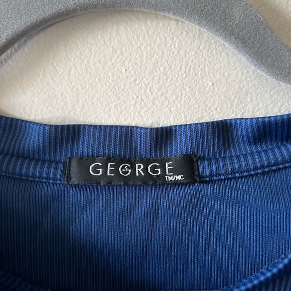 Blue and Green Lined Tees - Picture 3 of 9